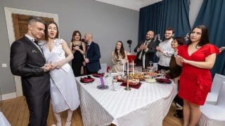 Ofiste Külotlu Çoraplı Ayaklarla Ayakla Mastürbasyon